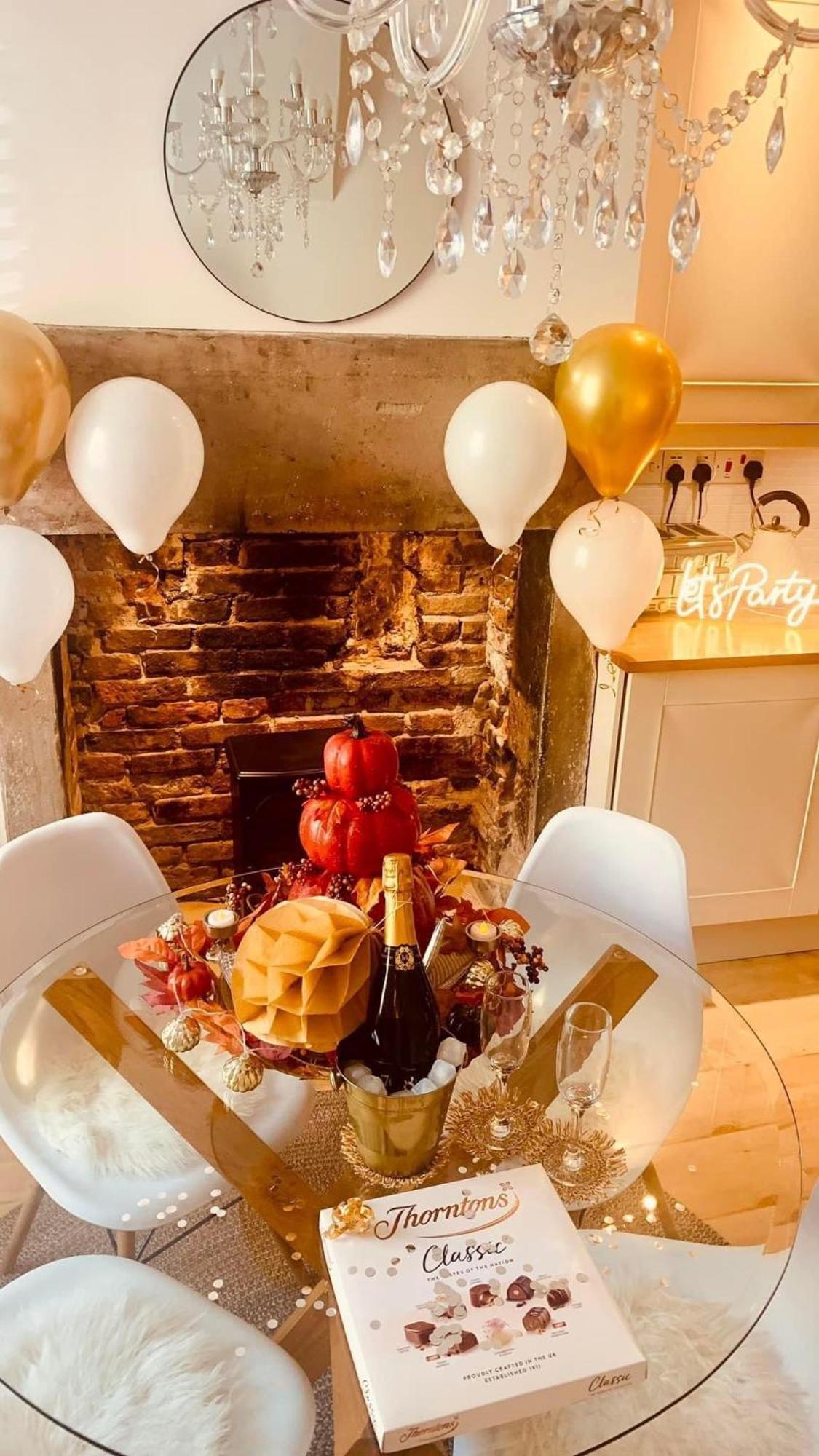 The Tenth House, Grade II Listed Georgian Town House, Wirksworth, Derbyshire, Peak District Cottage, Sleeps 4 Exteriör bild