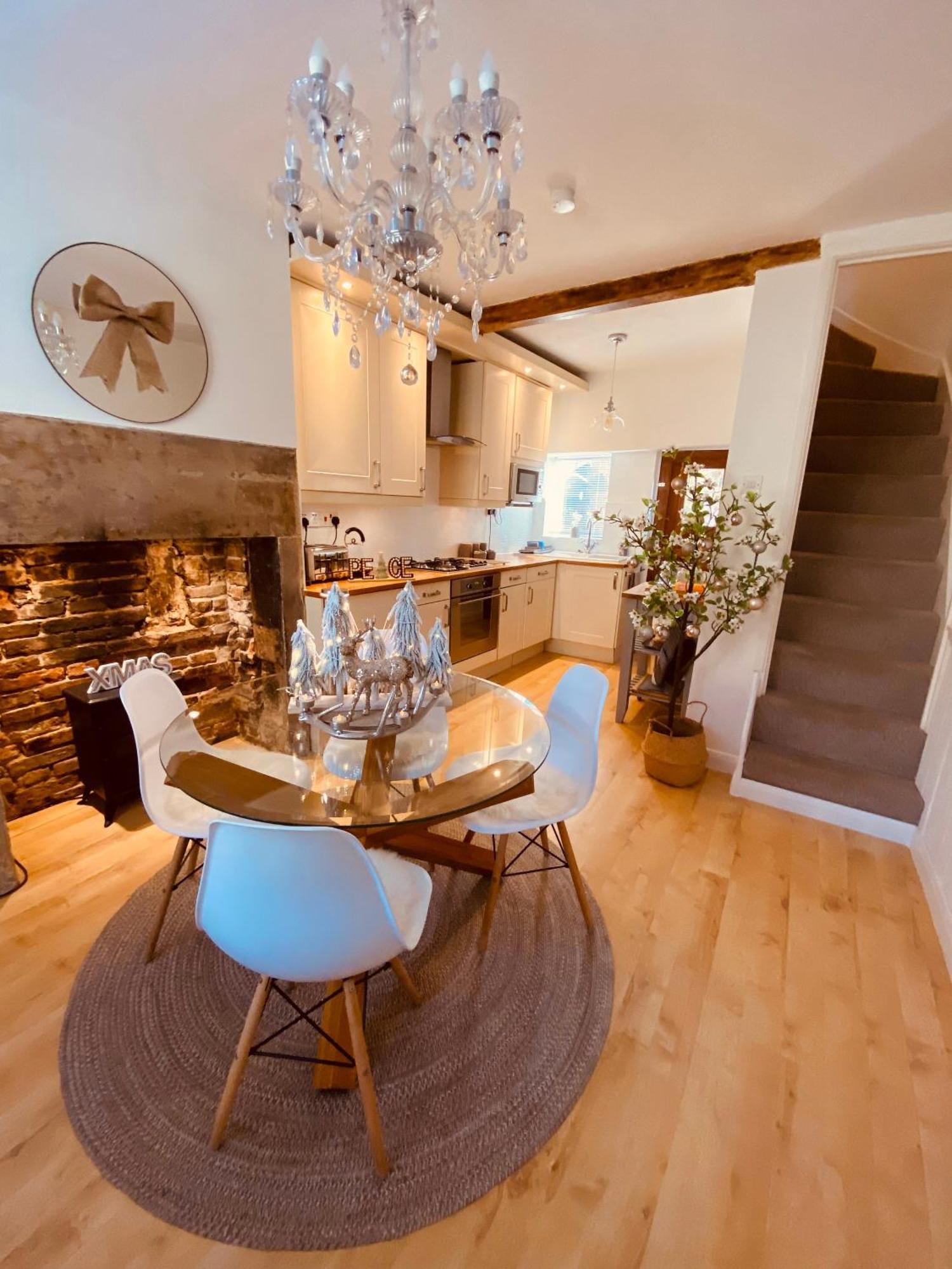 The Tenth House, Grade II Listed Georgian Town House, Wirksworth, Derbyshire, Peak District Cottage, Sleeps 4 Exteriör bild